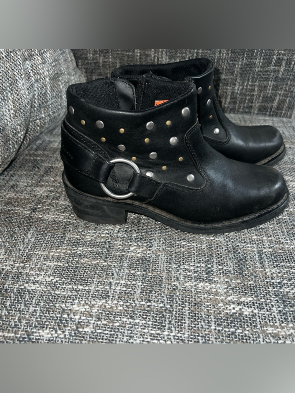 Harley-Davidson Black Studded Black Ankle Biker Boots with Ring Detail Size 6.5